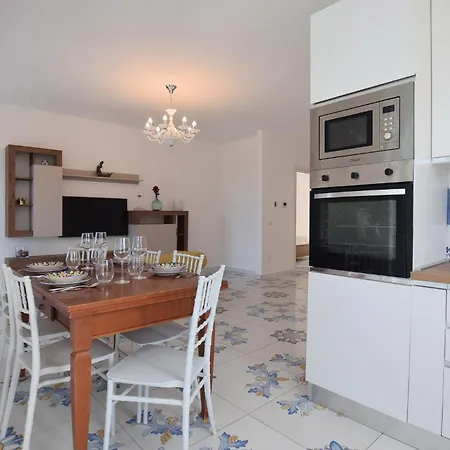 Apartment Stunning In