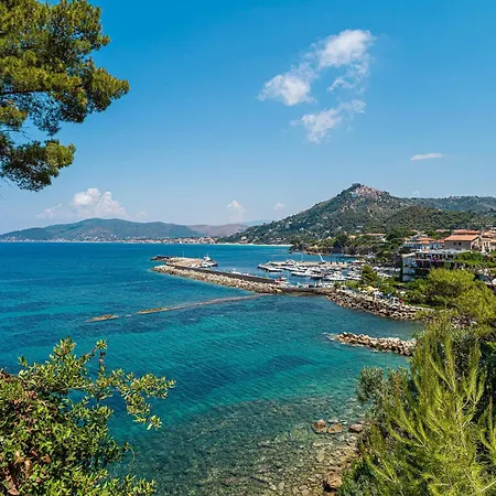 Stunning In شقة Laureana Cilento